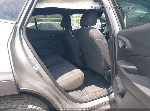 KL77LGEP7SC252878 2025 CHEVROLET TRAX Gray Widok naklejki z numerem VIN