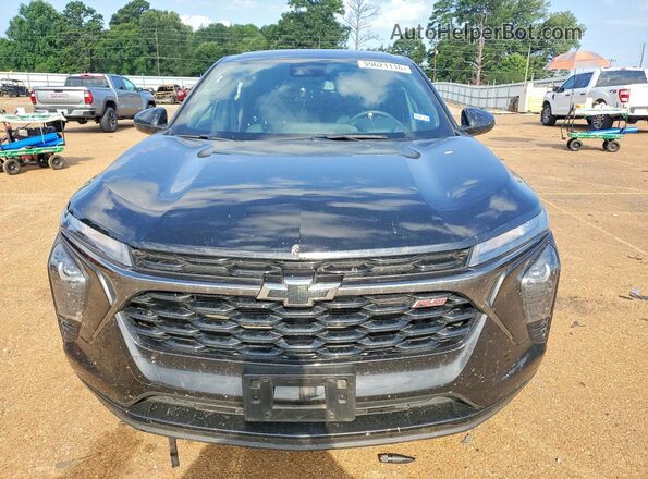 KL77LGEP8SC256647 2025 CHEVROLET TRAX Черный Вид спереди