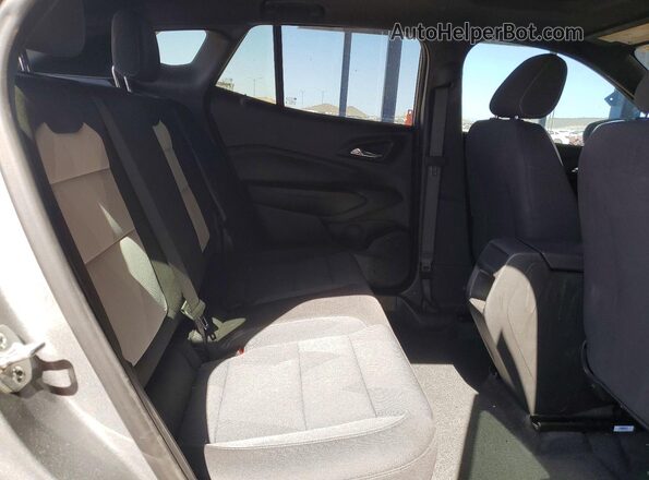 KL77LGEP8SC272301 2025 CHEVROLET TRAX Silver Vista de los asientos traseros