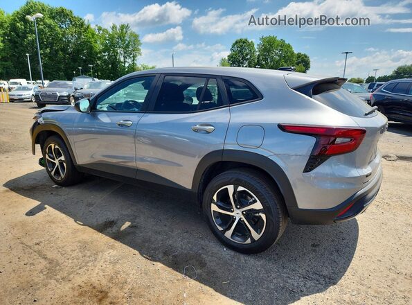 KL77LGEP8SC334666 2026 CHEVROLET TRAX Gray Trasero izquierdo