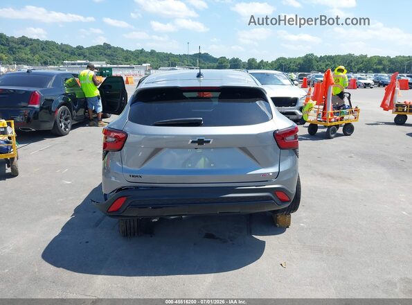 KL77LGEP8TC064971 2026 CHEVROLET TRAX Серебряный 