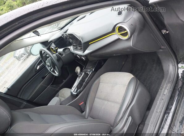 KL77LHE21RC010012 2024 CHEVROLET TRAX Black Вид салону спереду