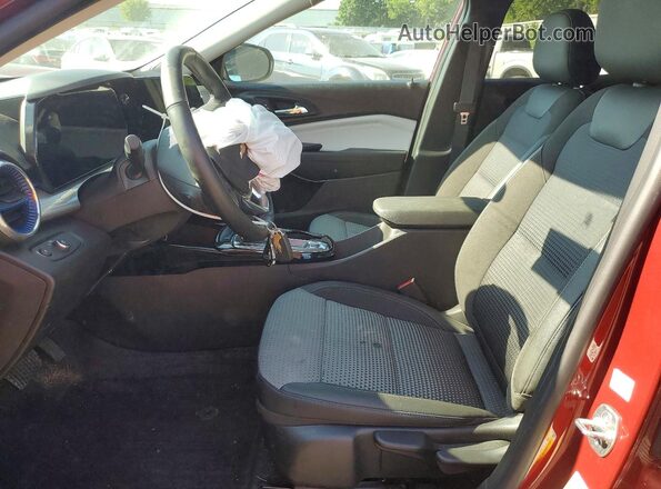 KL77LHE21RC118436 2024 CHEVROLET TRAX Red Սալոնի դիմացի տեսք