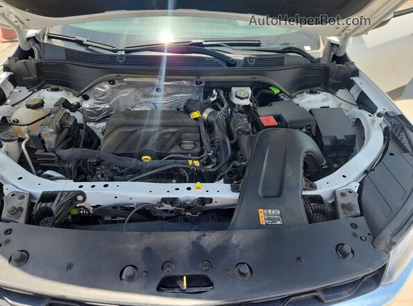 KL77LHE26RC238927 2024 CHEVROLET TRAX White Vista del compartimento del motor
