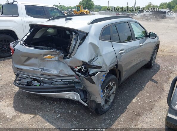 KL77LHE27RC158455 2024 CHEVROLET TRAX Silver Trasero derecho