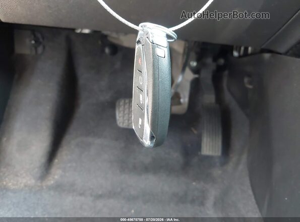 KL77LHE27RC158455 2024 CHEVROLET TRAX Silver Vista del salpicadero