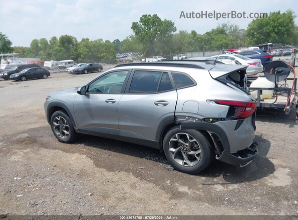 KL77LHE27RC158455 2024 CHEVROLET TRAX Silver Vista interior de 360 grados