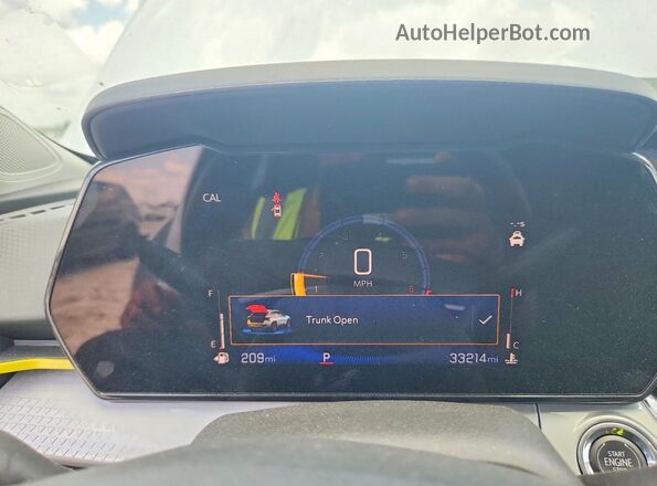 KL77LHE27RC182657 2024 CHEVROLET TRAX White Вид щитка приладів