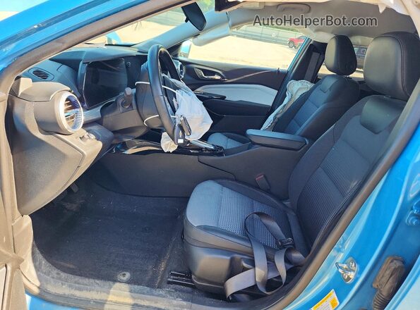 KL77LHEP0SC024615 2025 CHEVROLET TRAX Blue წინა სალონის ხედი