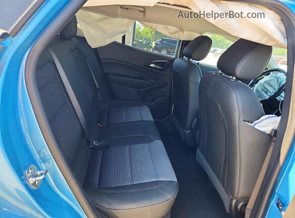 KL77LHEP0SC024615 2025 CHEVROLET TRAX Blue უკანა სალონის ხედი
