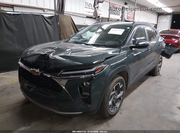 KL77LHEP0SC037431 2025 CHEVROLET TRAX Green წინა მარცხენა ხედი სამი მეოთხედიდან
