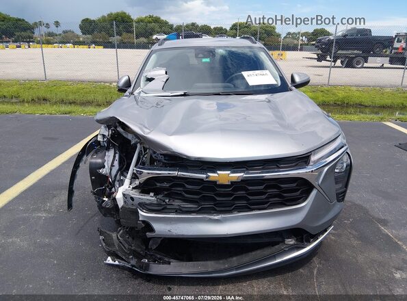 KL77LHEP0SC129588 2025 CHEVROLET TRAX Gray Vista del cuadro de instrumentos