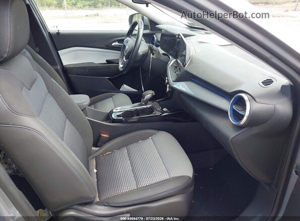 KL77LHEP0SC165247 2025 CHEVROLET TRAX Gray Front interior view