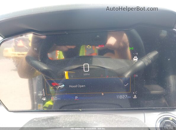 KL77LHEP0SC165247 2025 CHEVROLET TRAX Gray Rear seats view