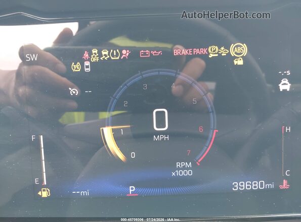 KL77LHEP0SC240853 2025 CHEVROLET TRAX Красный Вид задних сидений