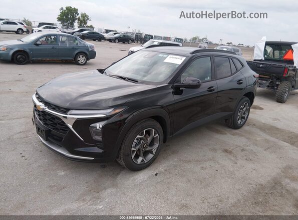 KL77LHEP0TC100724 2026 CHEVROLET TRAX Black Vista tres cuartos delantera izquierda