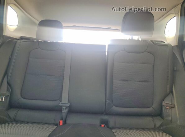 KL77LHEP1SC038376 2025 CHEVROLET TRAX White Вид задніх сидінь