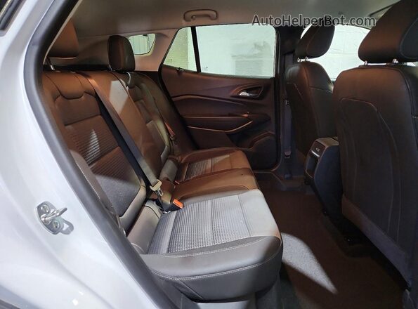 KL77LHEP1TC133490 2026 CHEVROLET TRAX White Սալոնի հետևի տեսք