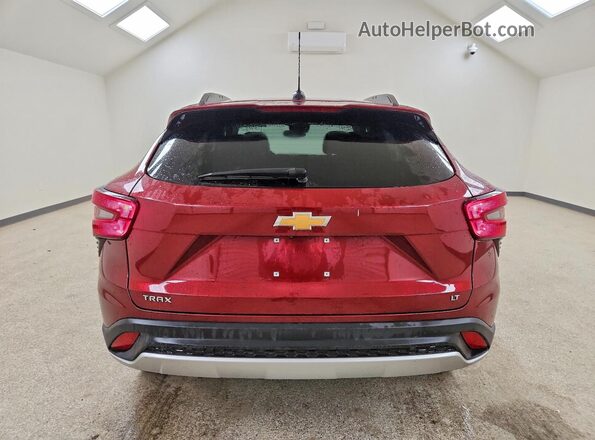 KL77LHEP2SC240823 2025 CHEVROLET TRAX Red Rear view