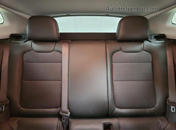 KL77LHEP2SC240823 2025 CHEVROLET TRAX Red Rear seats view