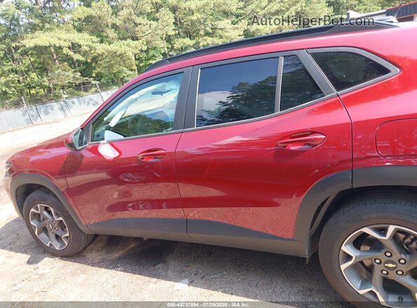 KL77LHEP2SC255029 2025 CHEVROLET TRAX Burgundy Vista interior de 360 grados