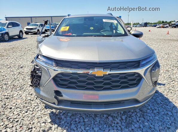 KL77LHEP2SC301636 2025 CHEVROLET TRAX Silver Vista frontal