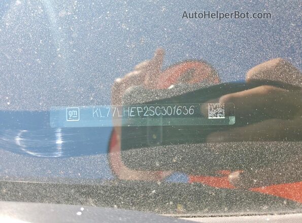 KL77LHEP2SC301636 2025 CHEVROLET TRAX Silver Vista del compartimento del motor