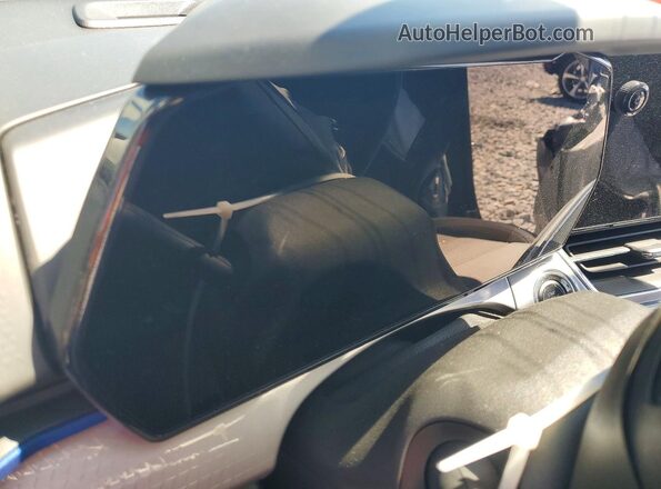 KL77LHEP2SC301636 2025 CHEVROLET TRAX Silver Vista del cuadro de instrumentos