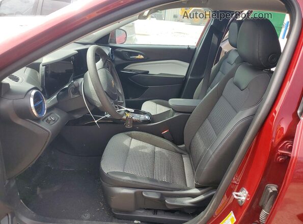 KL77LHEP3SC266038 2025 CHEVROLET TRAX Red Вид салону спереду