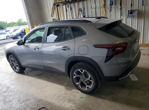 KL77LHEP3TC143096 2026 CHEVROLET TRAX Серебряный Задняя левая четверть