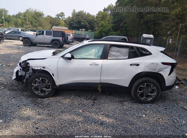 KL77LHEP4SC141758 2025 CHEVROLET TRAX White Widok wnętrza z tyłu