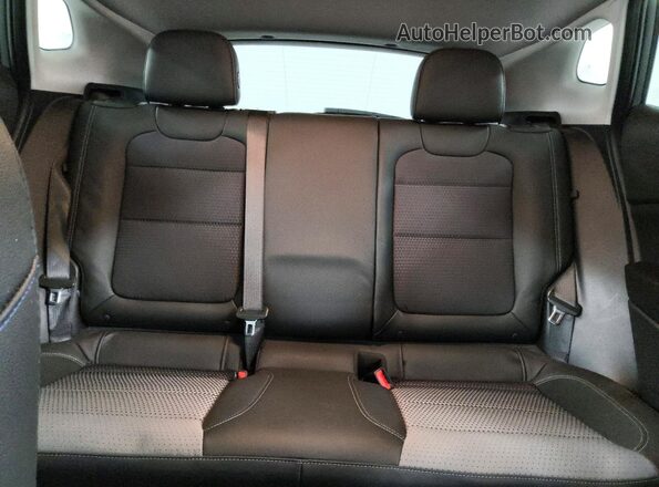 KL77LHEP4SC170080 2025 CHEVROLET TRAX Gray Vista de los asientos traseros