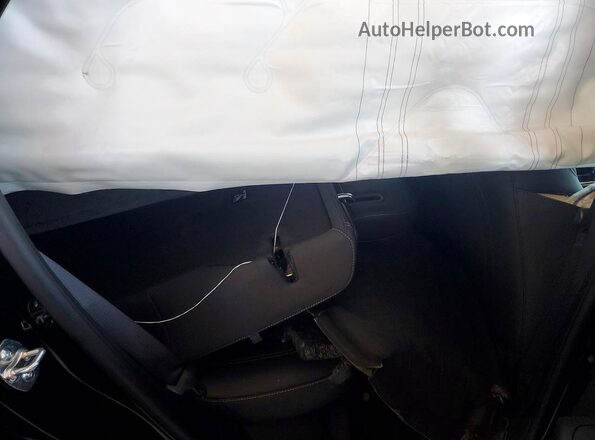 KL77LHEP4TC007186 2026 CHEVROLET TRAX Black Vista interior trasera