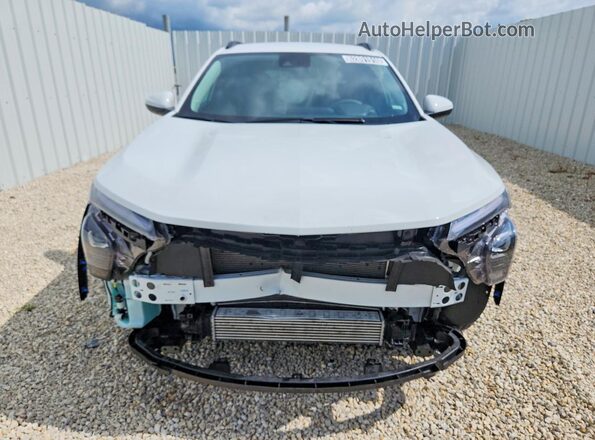 KL77LHEP4TC064441 2026 CHEVROLET TRAX White Դիմացի տեսք