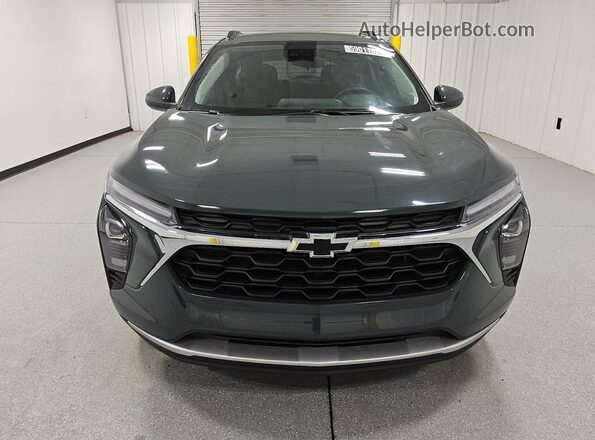 KL77LHEP5SC059036 2025 CHEVROLET TRAX Green Սալոնի 360 աստիճան տեսք