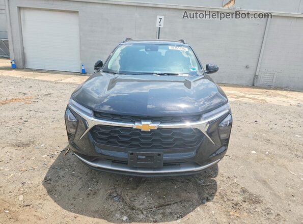 KL77LHEP5SC249063 2025 CHEVROLET TRAX Black Widok z przodu
