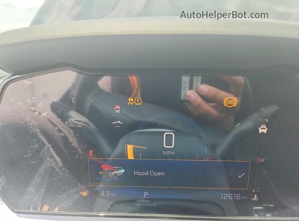 KL77LHEP5SC249063 2025 CHEVROLET TRAX Black Widok zestawu wskaźników