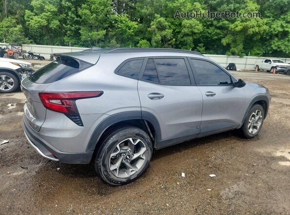 KL77LHEP6SC098251 2025 CHEVROLET TRAX Silver Հետևի աջ