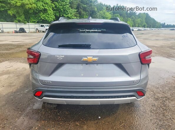 KL77LHEP6SC098251 2025 CHEVROLET TRAX Silver Հետևի տեսք