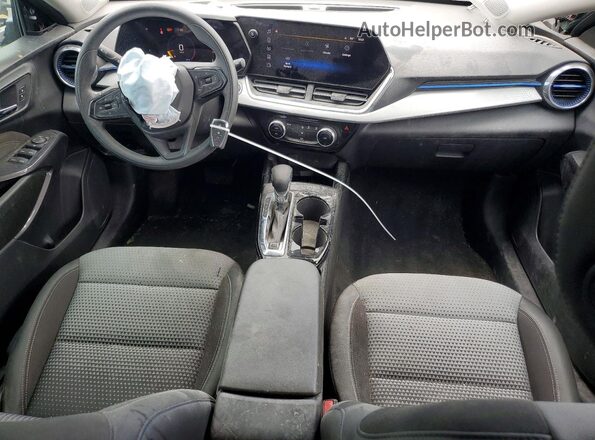 KL77LHEP6SC217657 2025 CHEVROLET TRAX Green Вид панелі приладів