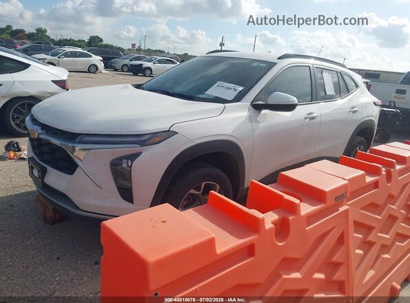 KL77LHEP6TC083086 2026 CHEVROLET TRAX White Front left