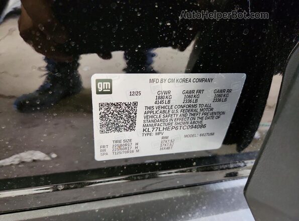 KL77LHEP6TC094086 2026 CHEVROLET TRAX Black Widok naklejki z numerem VIN
