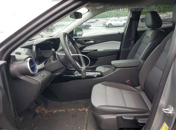 KL77LHEP7SC105708 2025 CHEVROLET TRAX Gray Սալոնի դիմացի տեսք