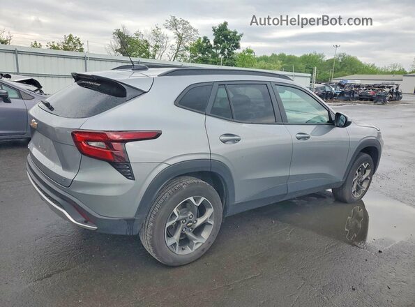 KL77LHEP7SC105708 2025 CHEVROLET TRAX Gray Հետևի աջ