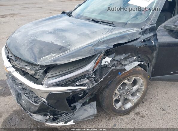 KL77LHEP7SC240462 2025 CHEVROLET TRAX Черный Вид спереди