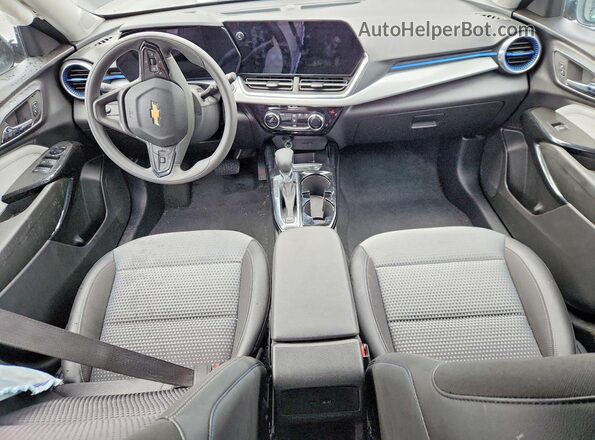 KL77LHEP7SC264275 2025 CHEVROLET TRAX Black Vista del salpicadero