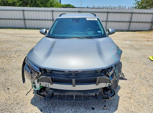 KL77LHEP7TC007036 2026 CHEVROLET TRAX Gray წინა ხედი