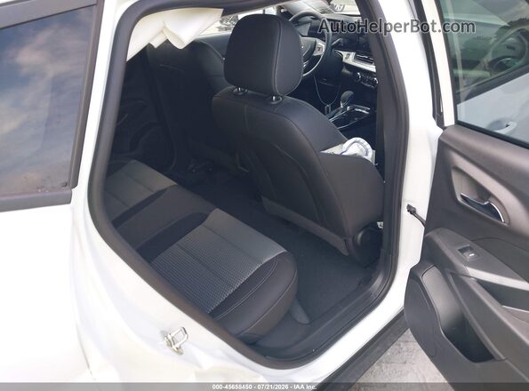 KL77LHEP8TC117366 2026 CHEVROLET TRAX White Widok naklejki z numerem VIN