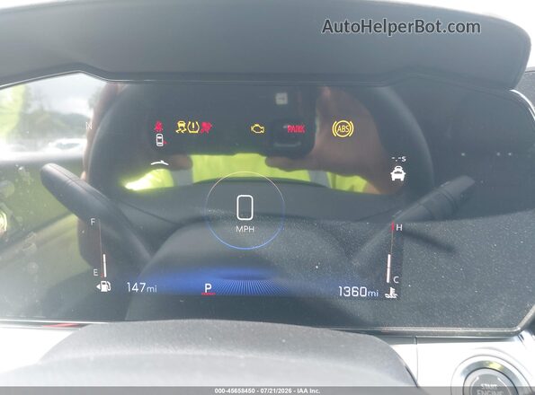 KL77LHEP8TC117366 2026 CHEVROLET TRAX White Widok tylnych siedzeń