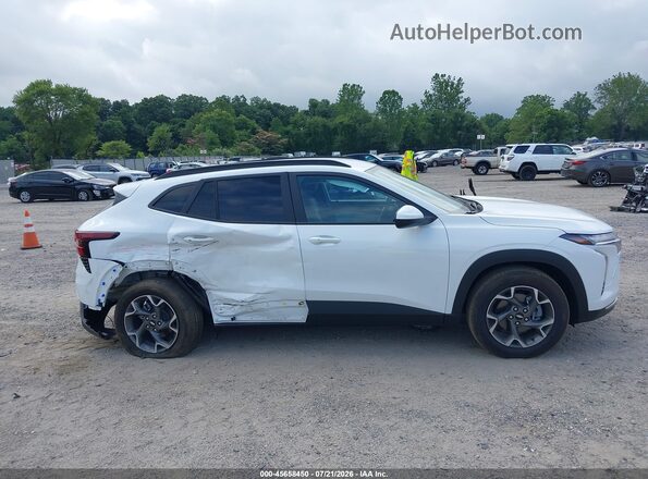 KL77LHEP8TC117366 2026 CHEVROLET TRAX White Widok wnętrza 360 stopni